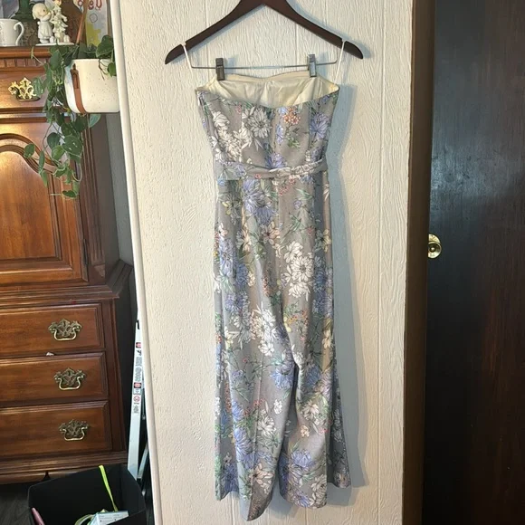 Strapless Floral Jumpsuit - Picture 5 of 5